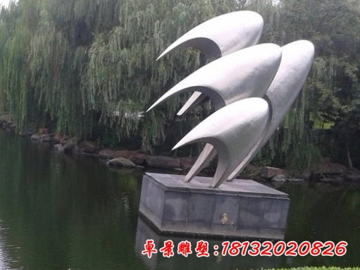 不锈钢抽象鱼雕塑，湖边不锈钢雕塑
