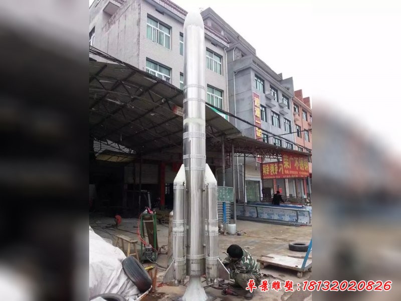 不锈钢火箭雕塑 企业景观雕塑