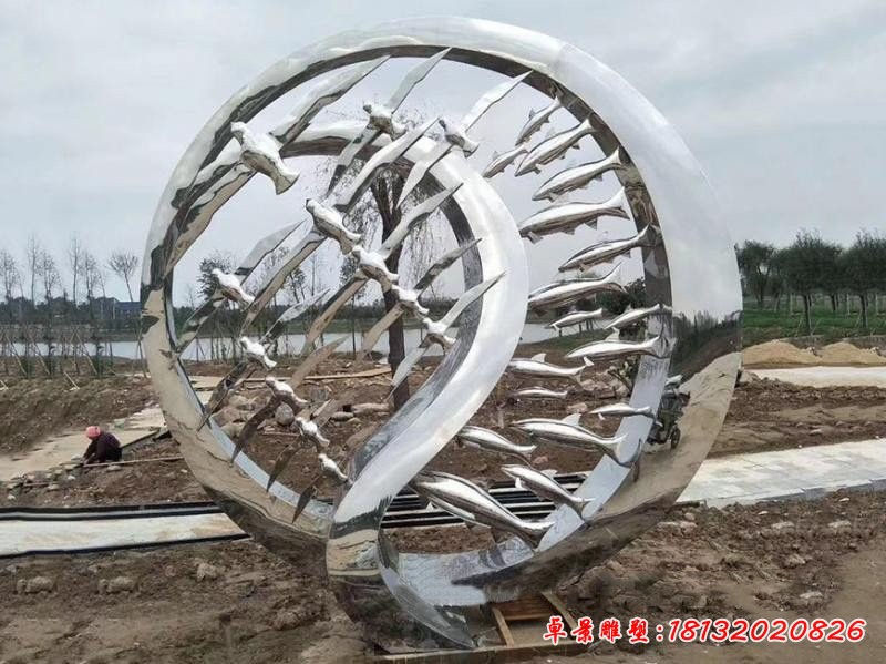 不锈钢抽象飞鸟与鱼雕塑