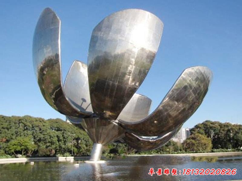 不锈钢广场大型花朵雕塑