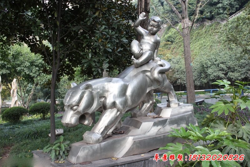 不锈钢骑老虎的小孩雕塑