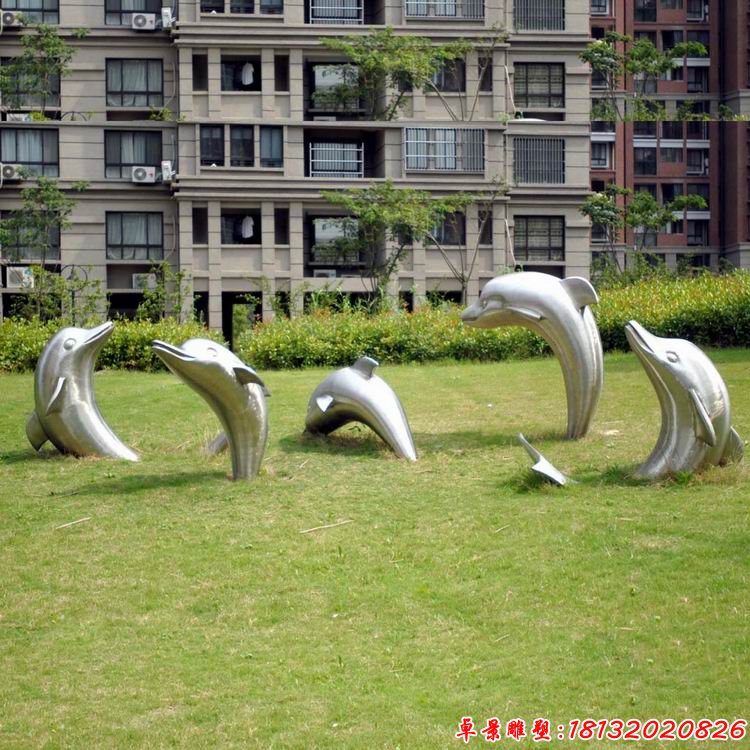 城市不锈钢企鹅雕塑（1）
