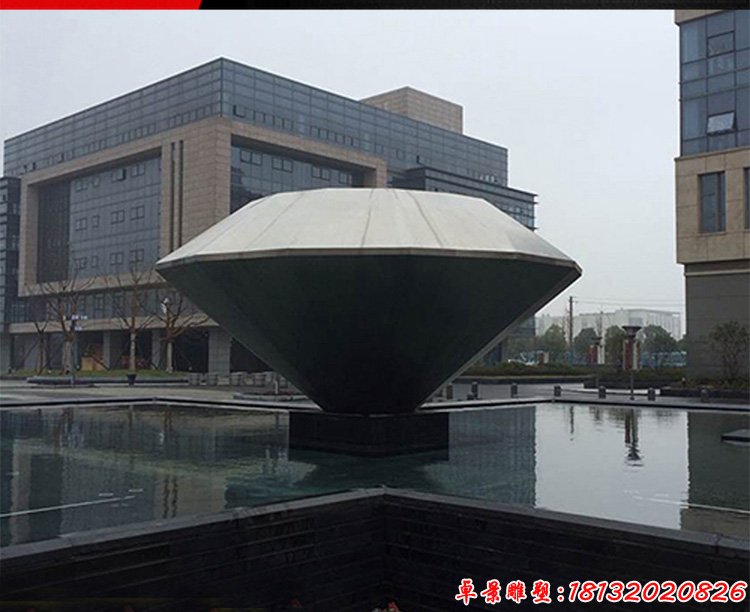 城市不锈钢抽象钻石造型雕塑