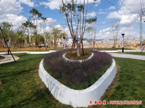 公园花池